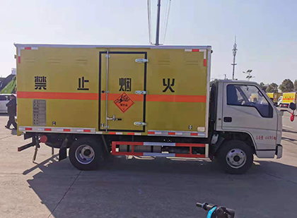 贺兰爆破器材运输车